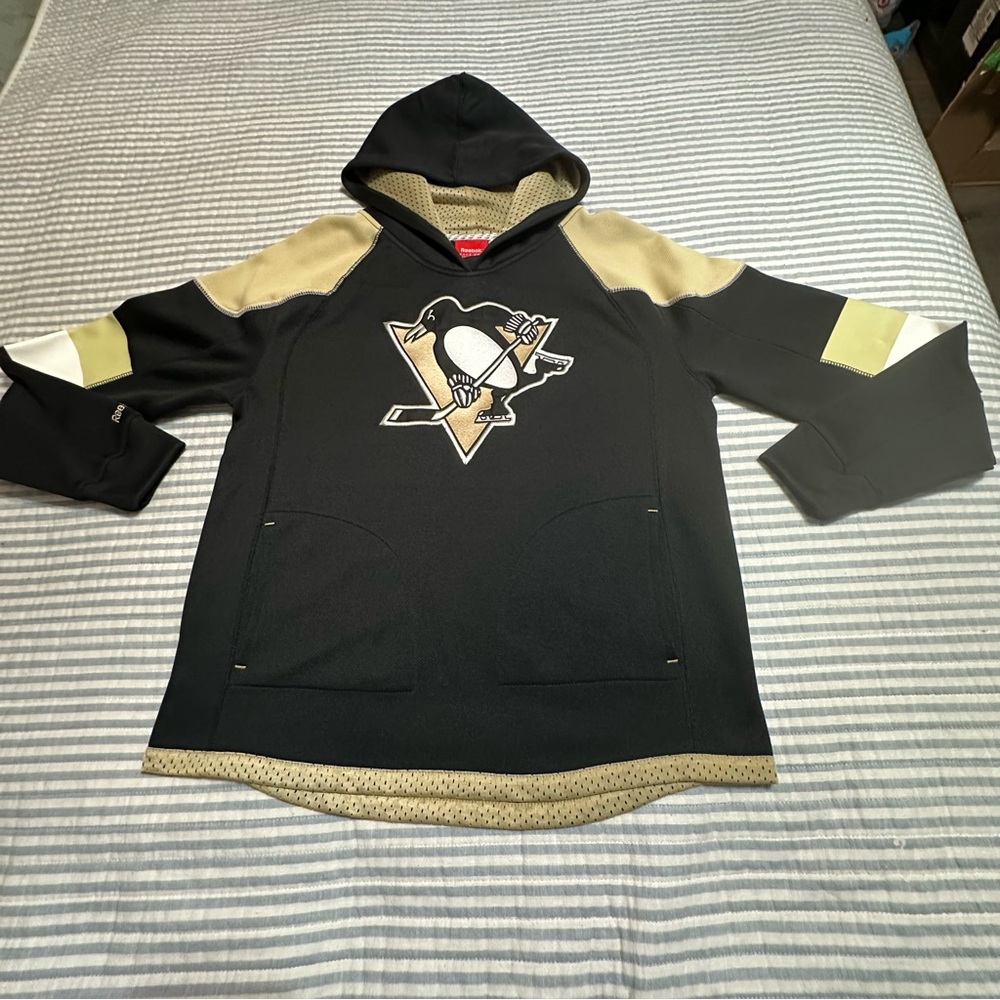 Pittsburgh Penguins Jersey Style Hoodie  Sz Youth Lrg Reebok Face off Collection